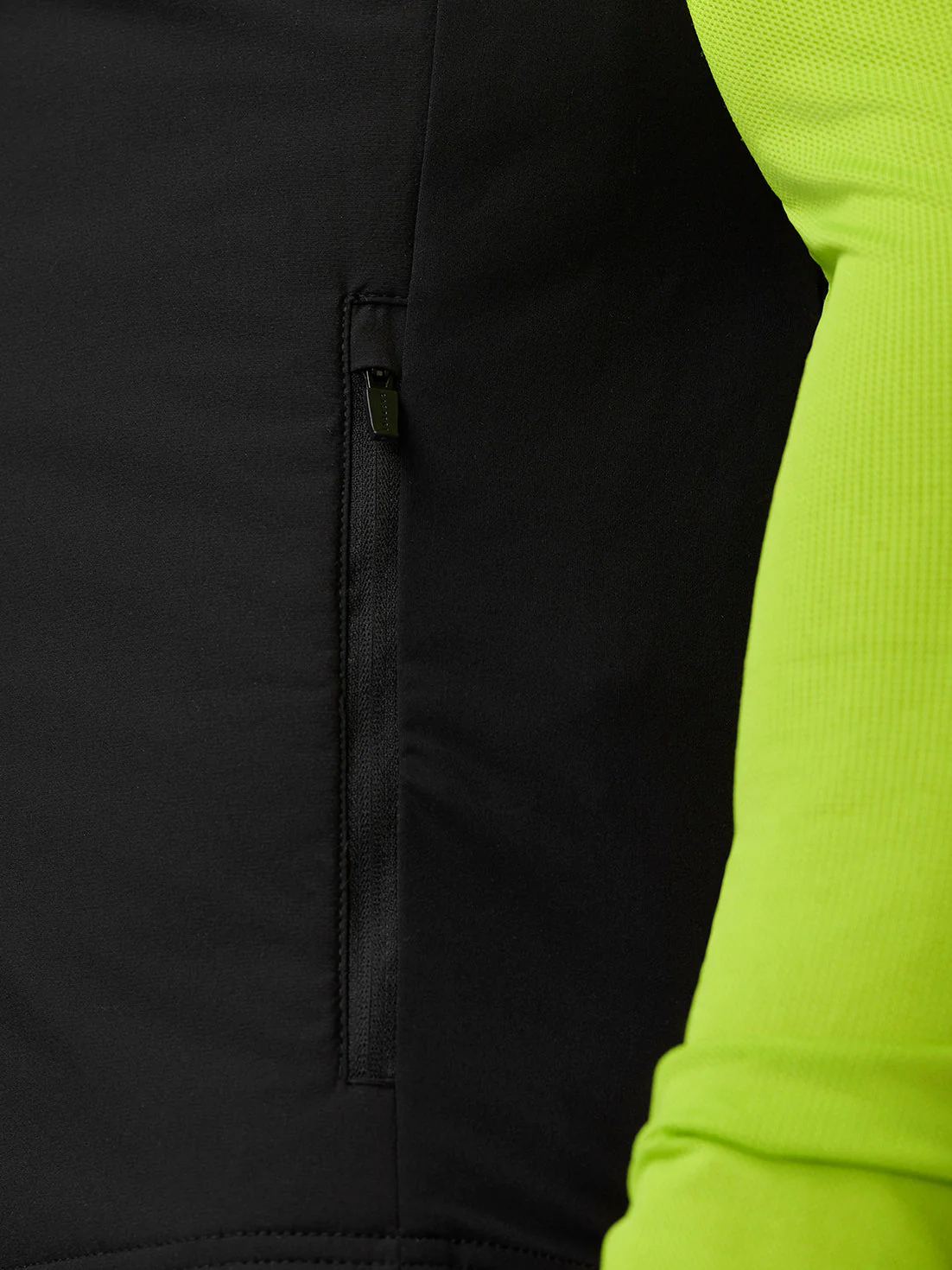 Apex Training Gilet - Black - Image 4