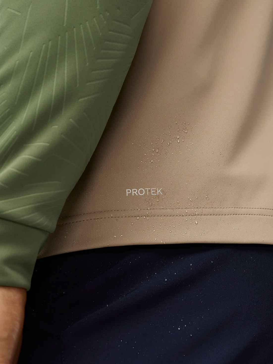 Golf Pinnacle Gilet - Mushroom - Image 8